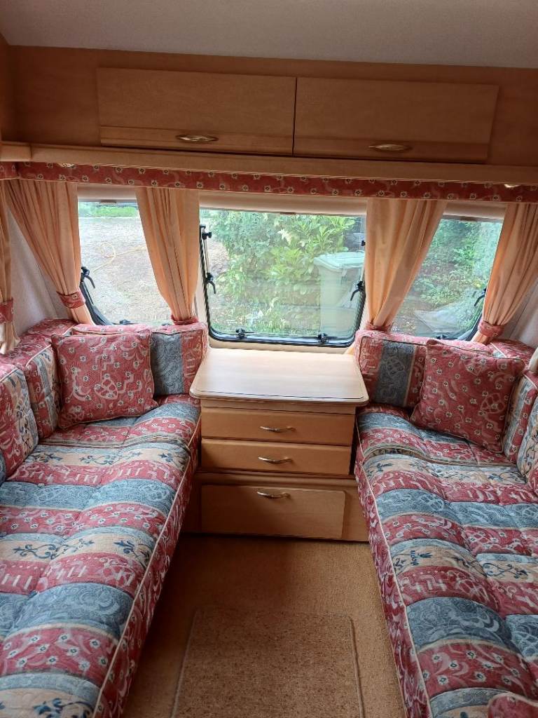 Bailey Pagent Champagne Caravan