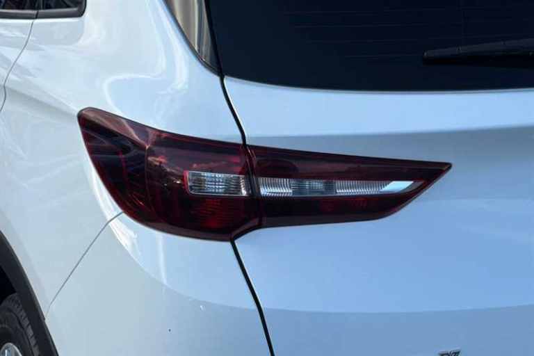 2019 Vauxhall Grandland X 1.5 Turbo D Sport Nav 5dr HATCHBACK DIESEL Manual