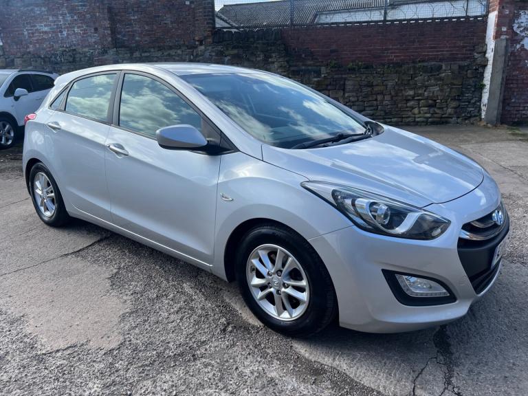 2014 Hyundai i30 1.6 CRDi Blue Drive Active 5dr HATCHBACK Diesel Manual