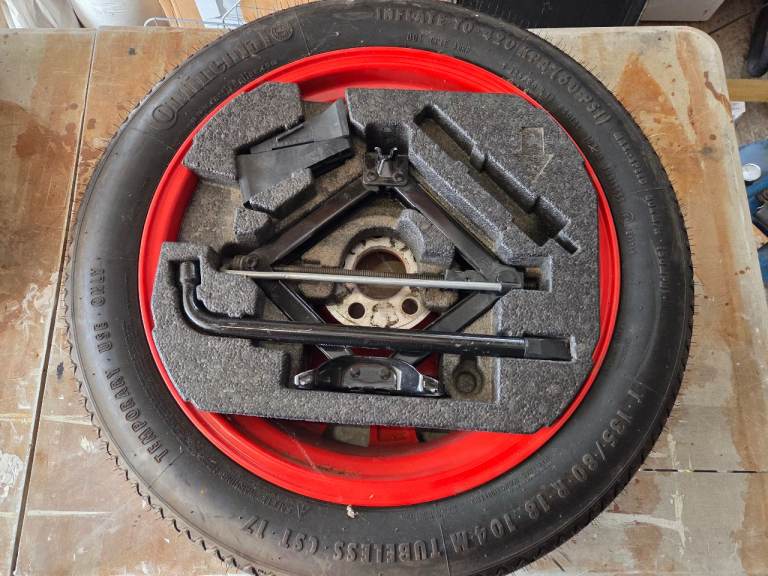 Jaguar xf spare wheel and toolkit