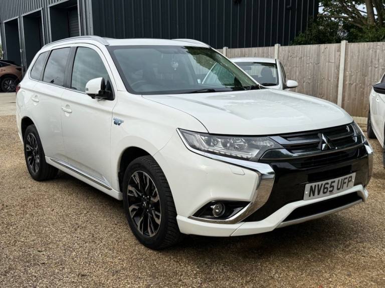 2016 Mitsubishi Outlander 2.0h 12kWh GX4h SUV 5dr Petrol Plug-in Hybrid CVT 4WD Euro 6 (s/s) (200...