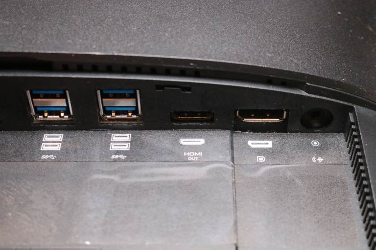 All-in-one Dell Optiplex 7440 AiO 23.8" PC (Windows 11, Intel Core i5 6500, 256GB SSD)