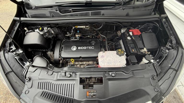 2015 Vauxhall Mokka 1.6i Exclusiv 2WD Euro 6 (s/s) 5dr HATCHBACK Petrol Manual