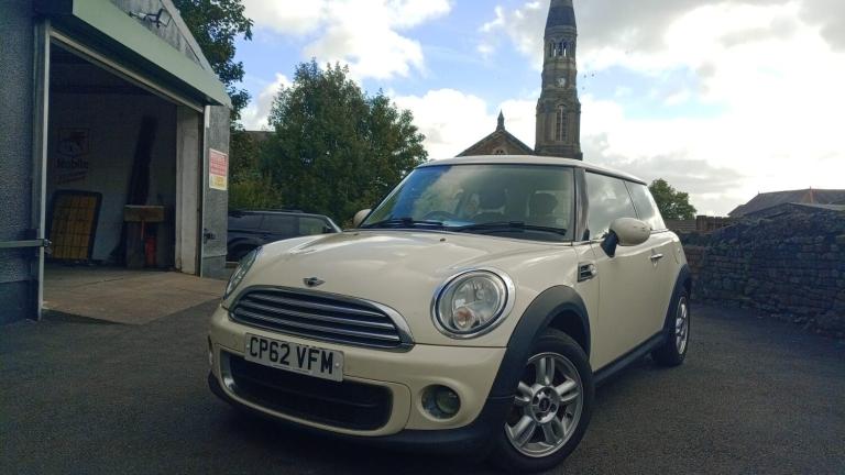 MINI ONE D..1.6 DIESEL..MANUAL..WHITE..3 DOOR...LONG MOT..£20 TAX