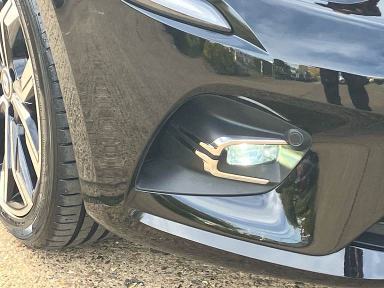 2022 Renault Clio 1.6 E-TECH Hybrid 140 SE Edition 5dr Auto Hatchback PETROL/ELECTRIC Automatic