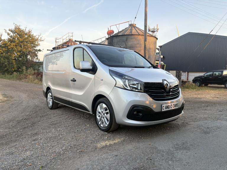 2017 Renault Trafic SL27 ENERGY dCi 145 Sport Nav Van PANEL VAN Diesel Manual