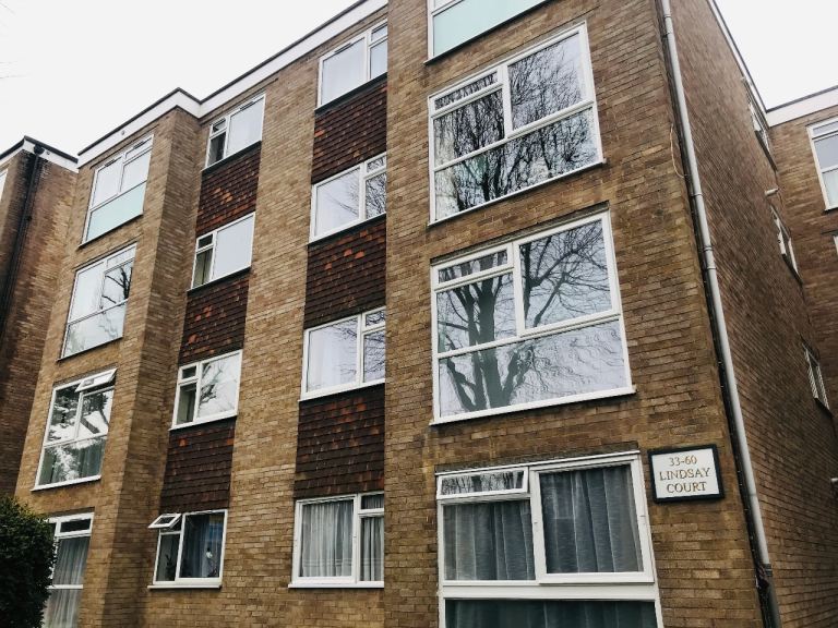 Newly Refurbished 1-Bed Flat with Private Garage – Sutton – £1,475 pcm