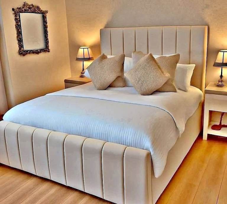 Luxury & Comfy ~~ Florence Plush Velvet 5FT King Size bed Frame opt-Mattress ~~ Free Delivery + COD