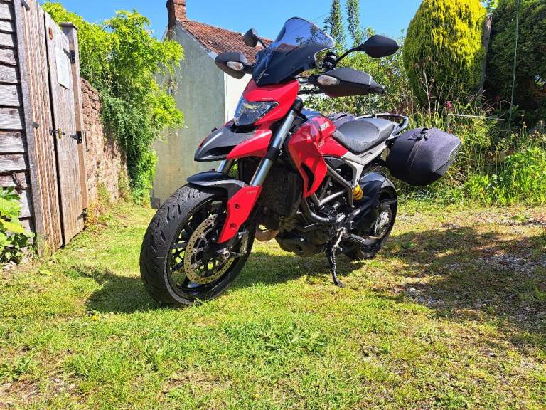 Ducati, HYPERSTRADA, 2014, 821 (cc)