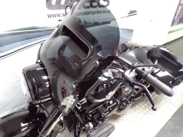 2023 HARLEY-DAVIDSON ROAD KING SPECIAL WITH ONLY 8362 MILES FROM NEW