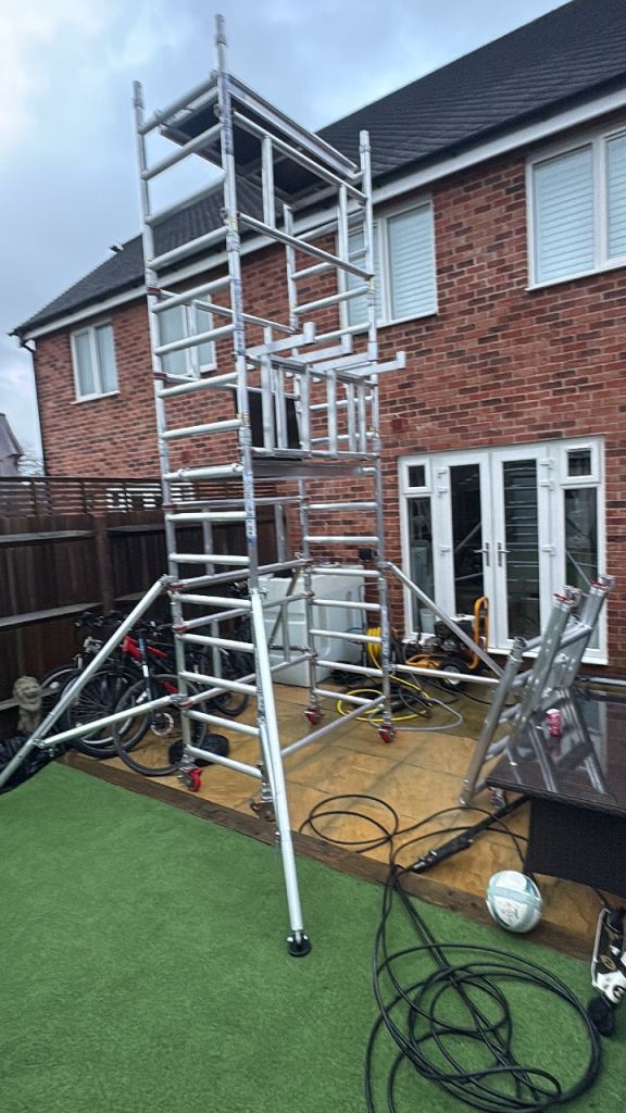 Scaffold tower 