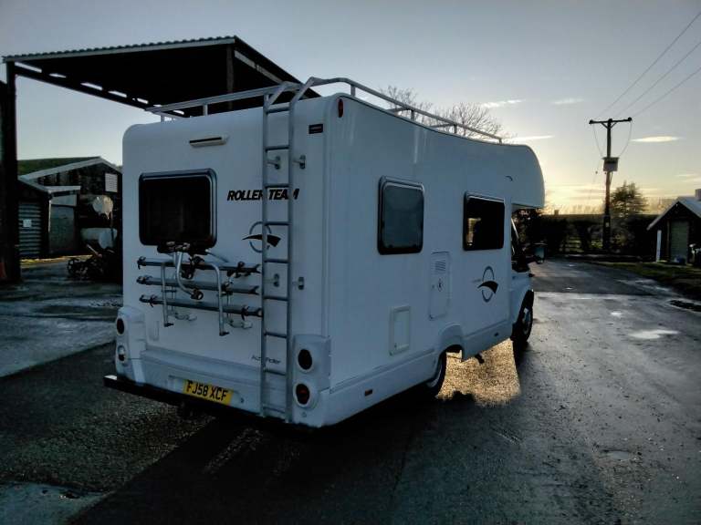 PLEASE BE AWARE THIS VEHICLE HAS BEEN STOLEN 