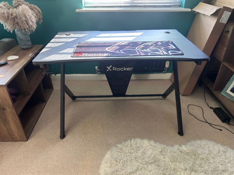 X Rocker Gaming desk 