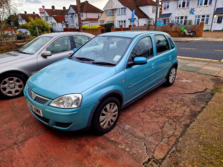 AUTOMATIC VAUXHALL CORSA 1.4 ULEZ FREE  DRIVES GREAT 