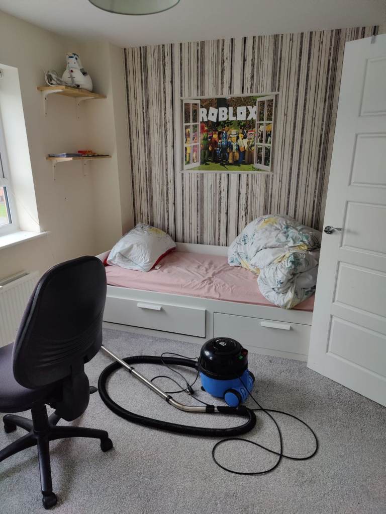  Lovely Double Room For Rent