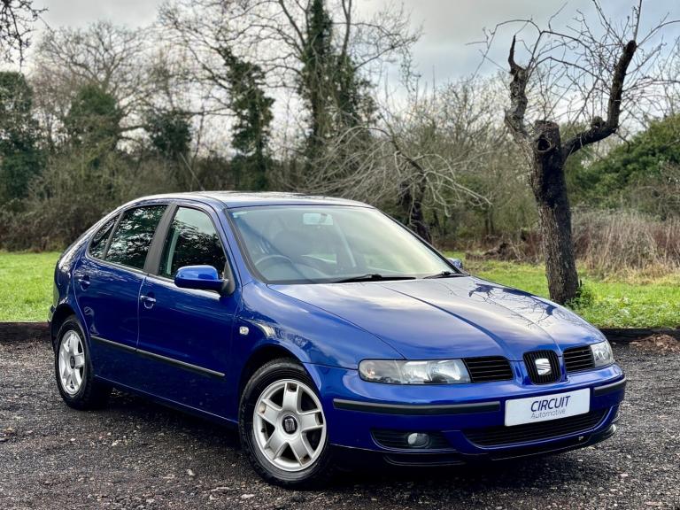 2001 SEAT Leon 1.6 16v SE Metallic Blue Only 35,000 Miles Manual Petrol 5 Door 