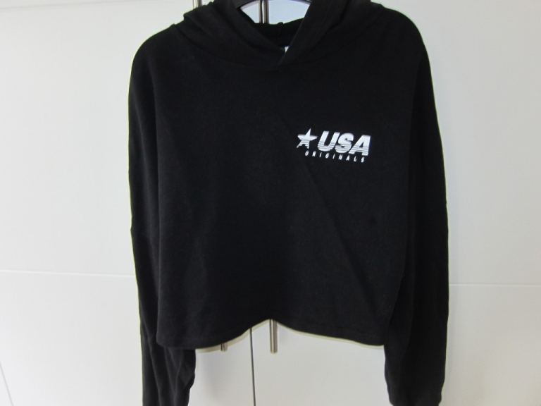Ladies/Girls Black H&M Cropped Hoodie - Size S