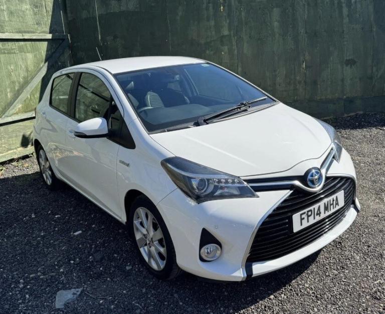 TOYOTA YARIS 1.5 VVT-h Excel 2014