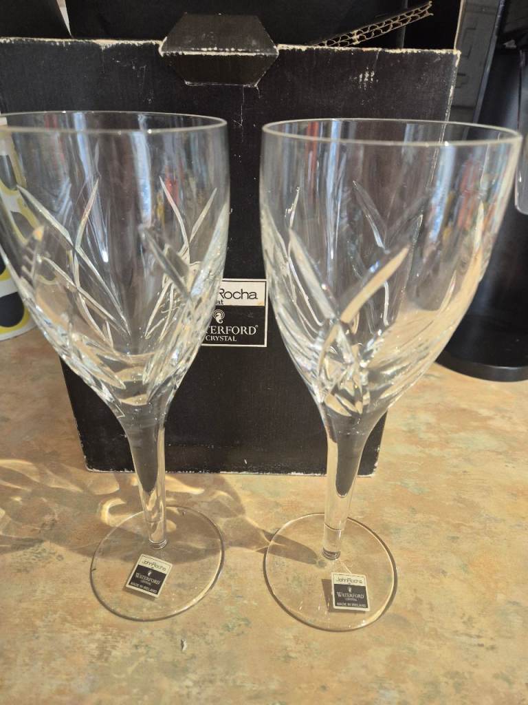 John Rocha Waterford Crystal Signature Wine Glasses. Excellent condition 