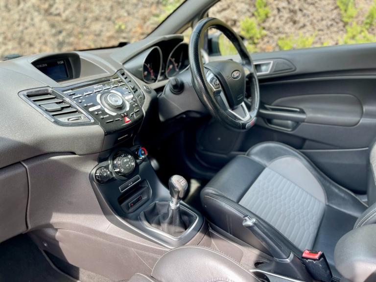 2015 FORD FIESTA ST-2 1.6 TURBO, PETROL , 180 BHP , 6 SPEED MANUAL 180 BHP