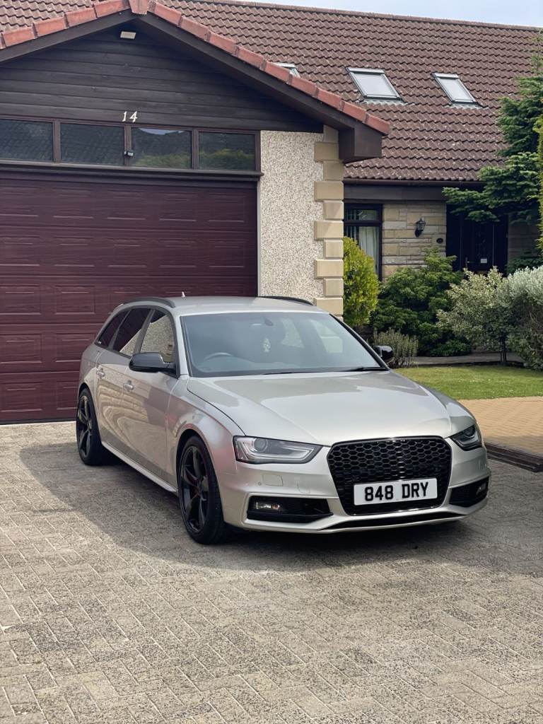 Audi A4 Black Edition S-Line Quattro