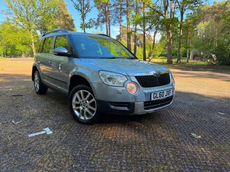 2010 Skoda Yeti 2.0 TDI Elegance SUV 5dr Diesel Manual Euro 5 (110 ps) HATCHBACK Diesel Manual