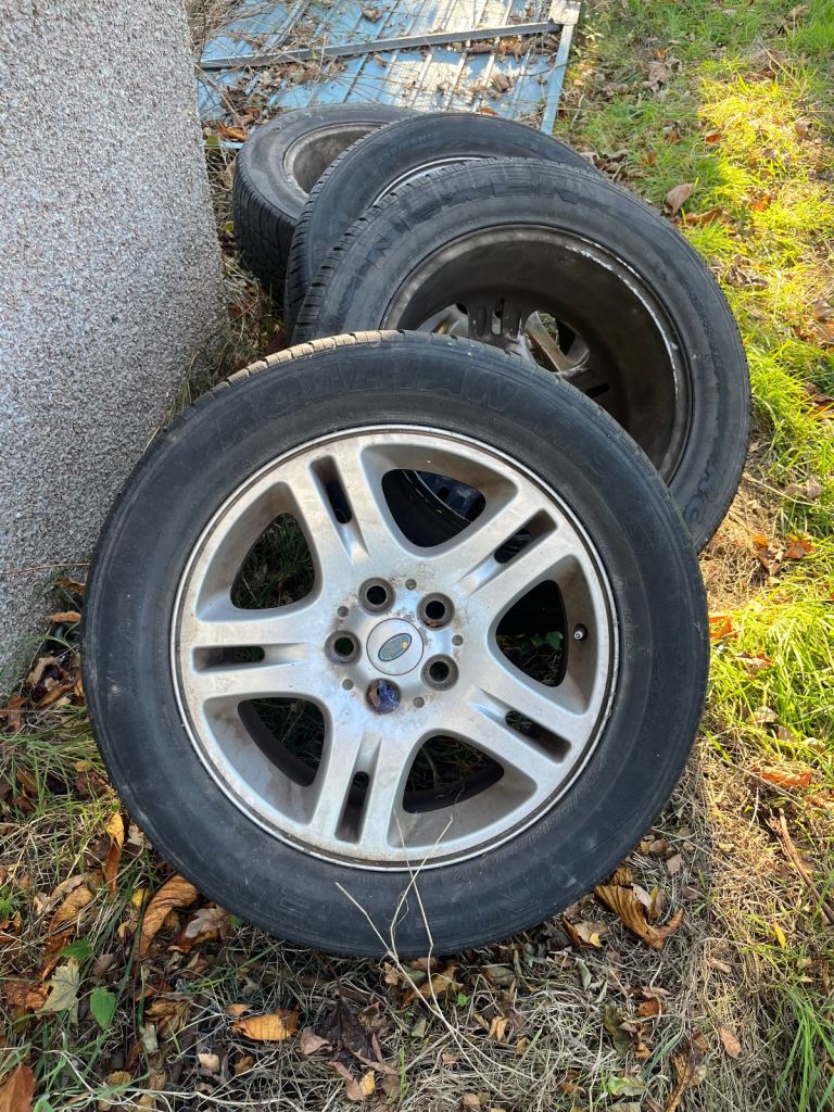 4 x Range Rover wheels 