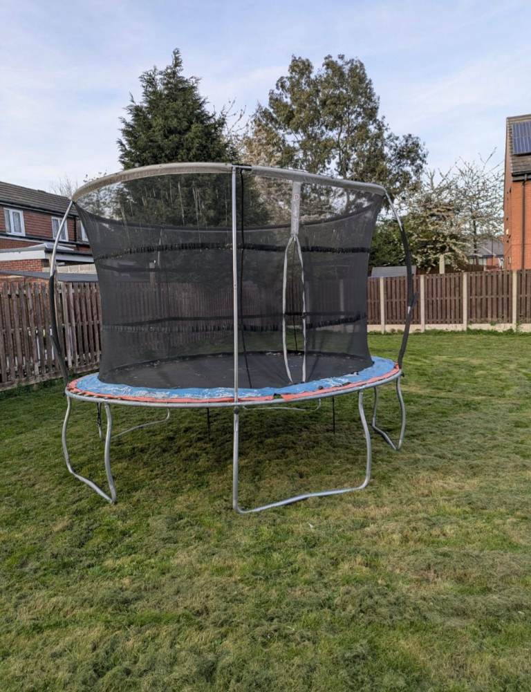 Large trampoline in good condition 