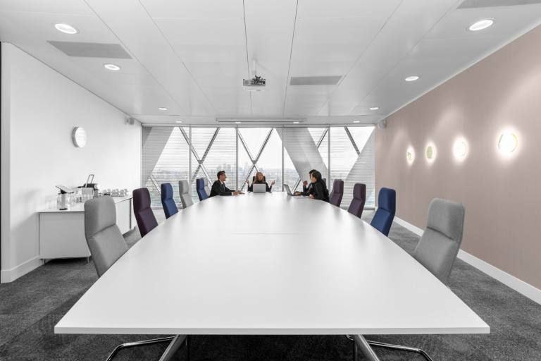 London - EC3A 8BF \ All-Inclusive Office Space for 4 Workstations