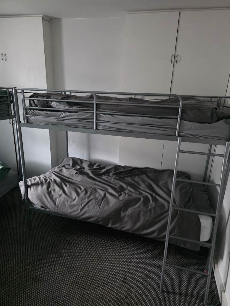 FREE METAL.FRAME BUNK BEDS X2 