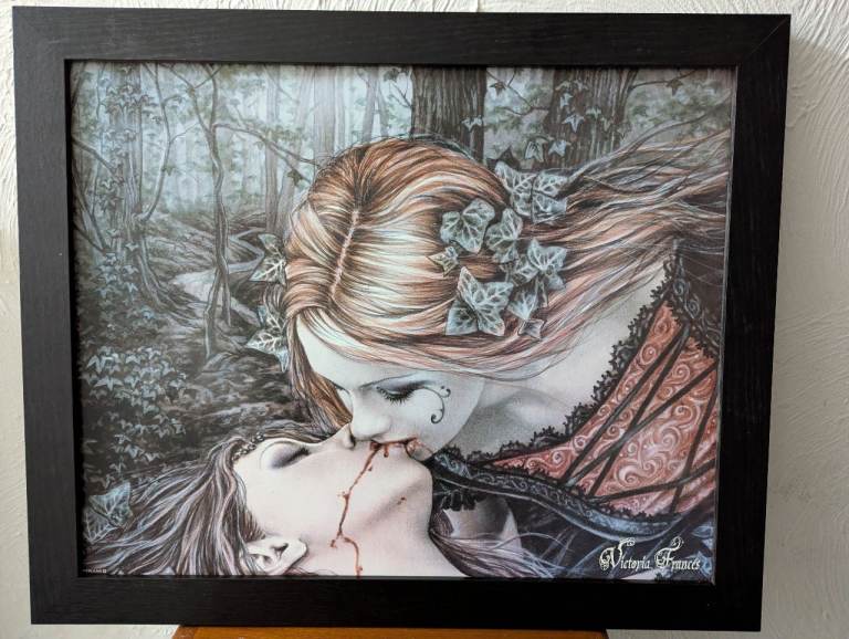 VAMPIRE KISS BY VICTORIA FRANCES 