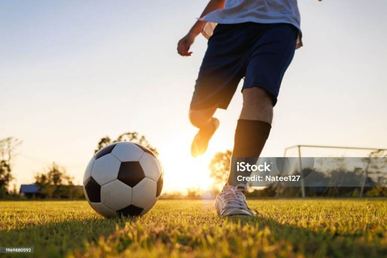 1v1 football personal training session anywhere in London