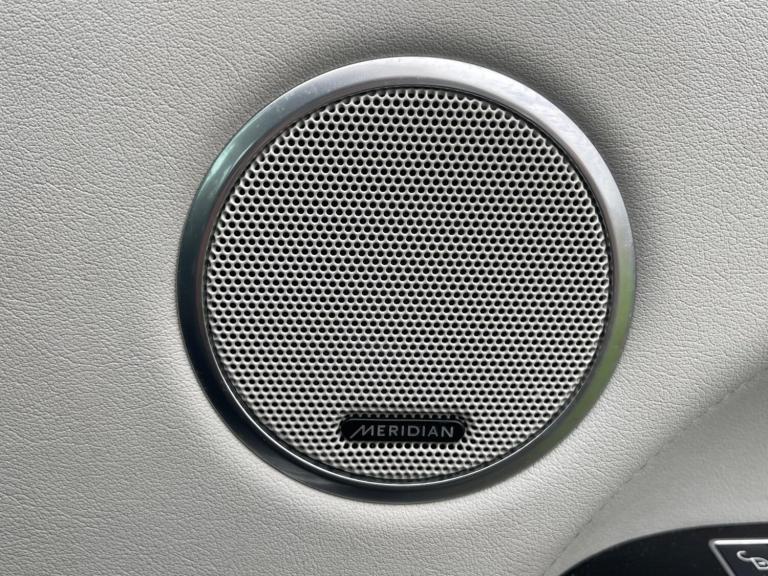 2015 Land Rover Range Rover 3.0 TDV6 Vogue 4dr Auto ESTATE DIESEL Automatic