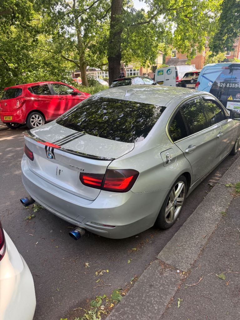 BMW, 3 SERIES, Saloon, 2012, Semi-Auto, 1997 (cc), 4 doors