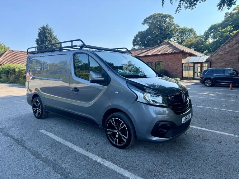 2016 Renault Trafic Sportive Low Miles Fully Loaded Vauxhall Vivaro Sportive 