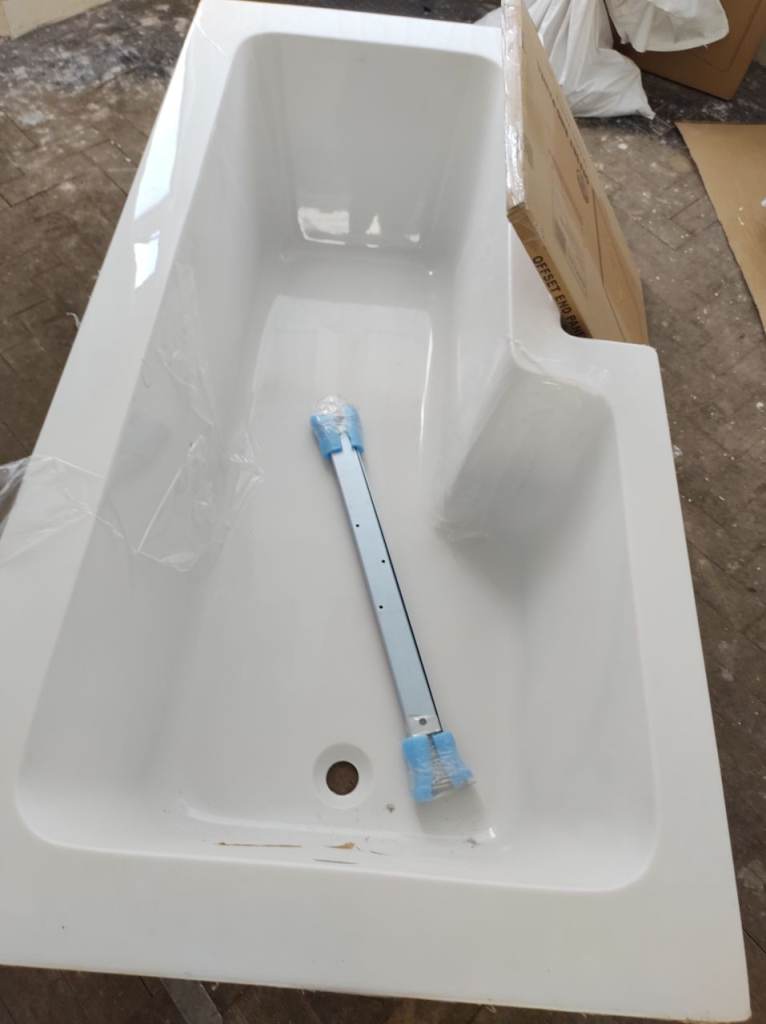 Bath 1700mm shower p l with endpanel and fittings. FREE