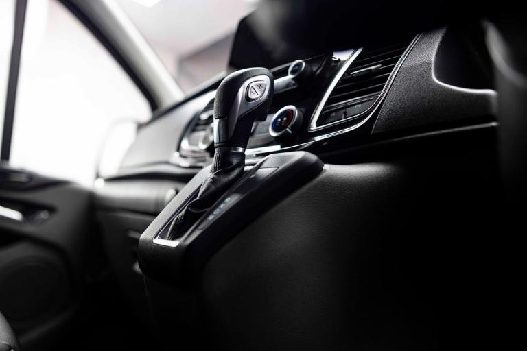 2020 Ford Transit Custom 2.0 EcoBlue 130ps Low Roof Limited Van Auto PANEL VAN DIESEL Automatic