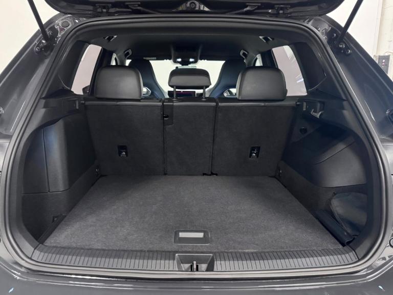 2025 Volkswagen Tiguan 1.5 TSI eHybrid 19.7kWh R-Line SUV 5dr Petrol Plug-in Hybrid DSG Euro 6 (s...