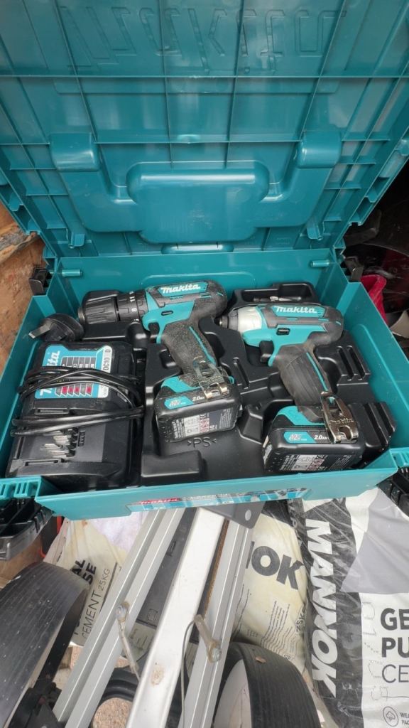 Makita Cordless Drill Set with Chargers and Case