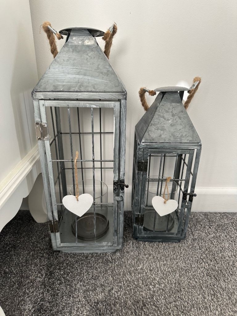Set Of 2 Grey White Washed Metal Lanterns 