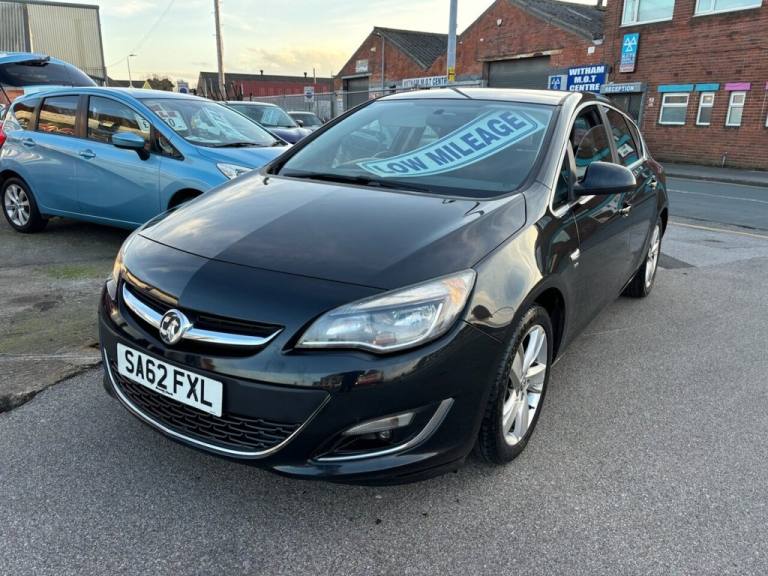 2012 Vauxhall Astra 1.6 16v SRi Hatchback 5dr Petrol Manual Euro 5 (115 ps) Hatchback Petrol Manual