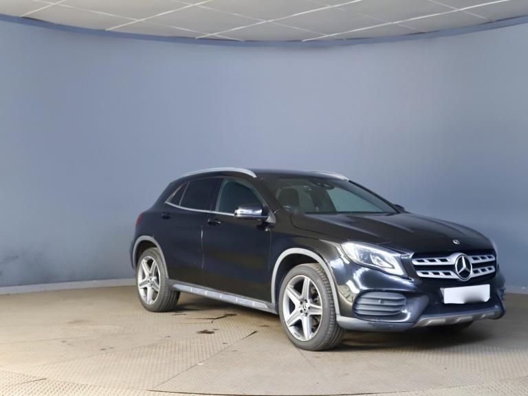 MERCEDES-BENZ GLA 2.1 GLA200d AMG Line (PREMIUM) Black Auto Diesel 2018