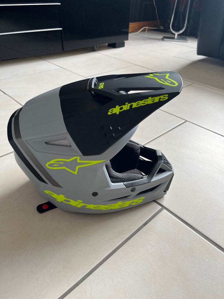 Alpinestar motorcycle helmet 