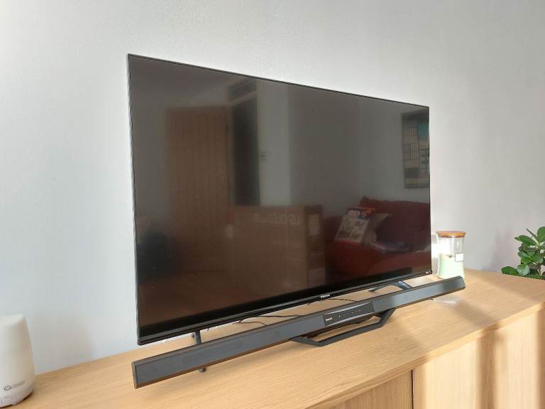 Hisense Roku 43 Inch R43A7200GTUK Smart 4K LED Freeview TV