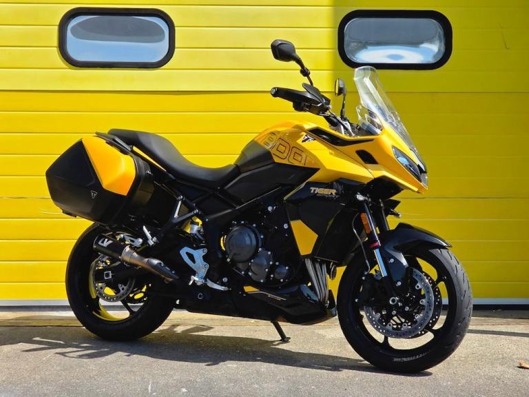 Triumph Tiger Sport 800 LEO VINCE EXHAUST! HEATED GRIPS! CRUISE CONTROL