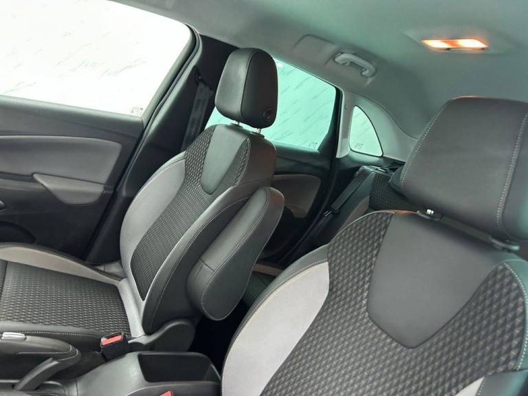 2019 Vauxhall Crossland X *AUTO!* 1.5 Turbo D Elite SUV 5dr Diesel Auto Euro 6 (s/s) (120 ps) FUL...