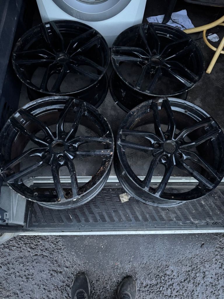 Mercedes 19’’ Alloy Wheels 