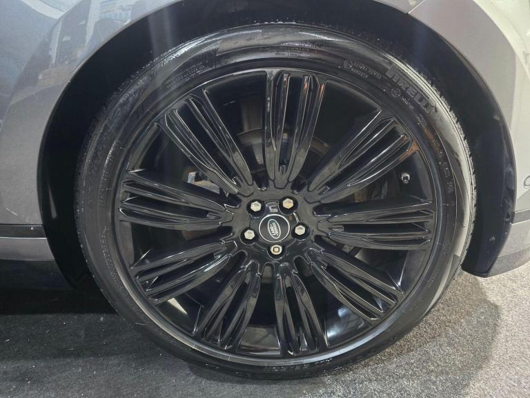 2018 Land Rover Range Rover Velar 3.0 D300 First Edition 5dr Auto ESTATE DIESEL Automatic