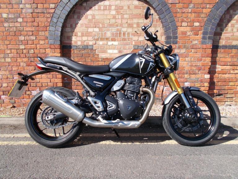 2025 TRIUMPH SPEED 400