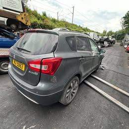 ♻️SUZUKI SX4 S-CROSS 2018 1.0 PETROL BREAKING FOR PARTS♻️